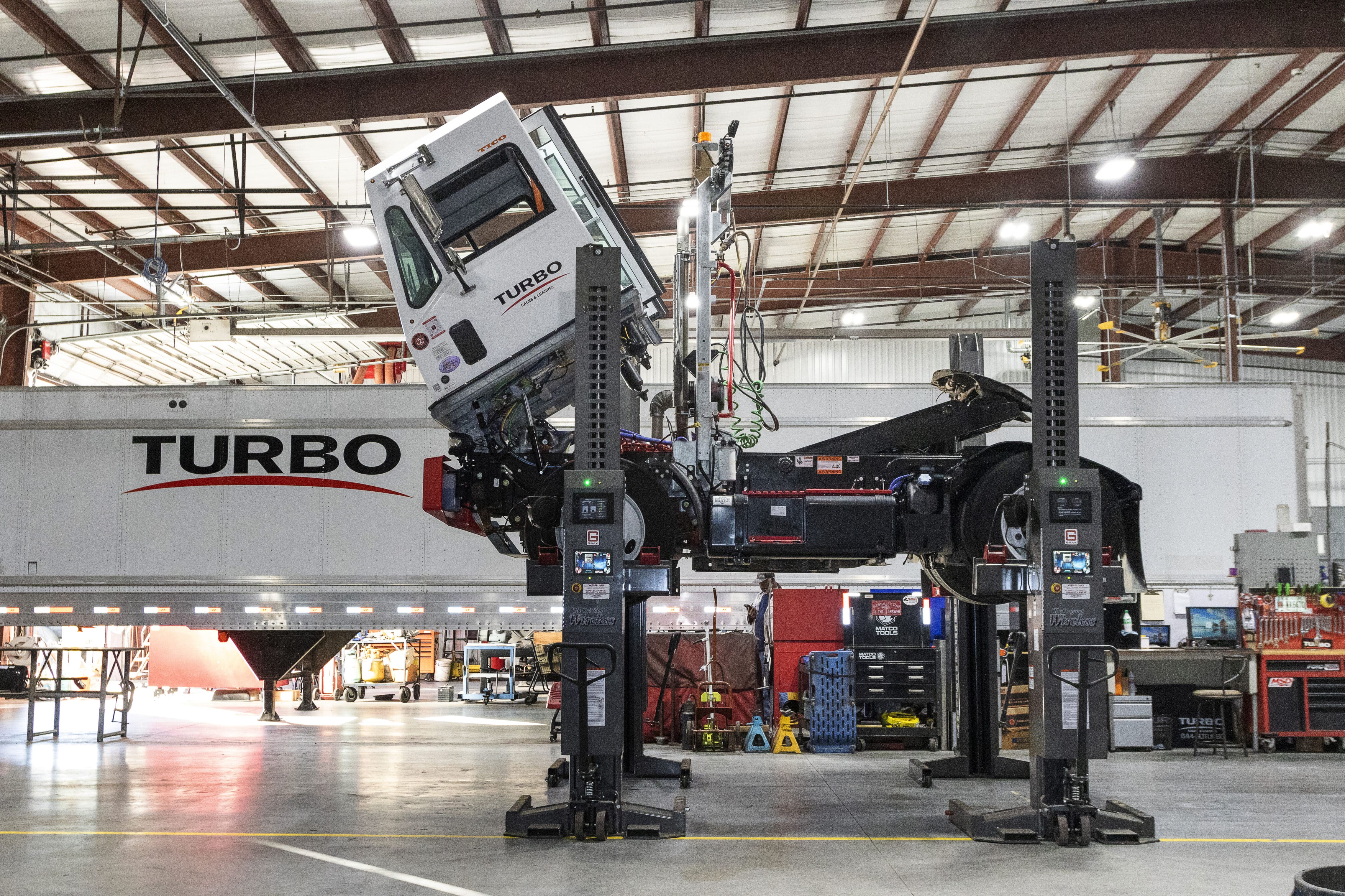 lsi-4992 Turbo Terminal Tractor